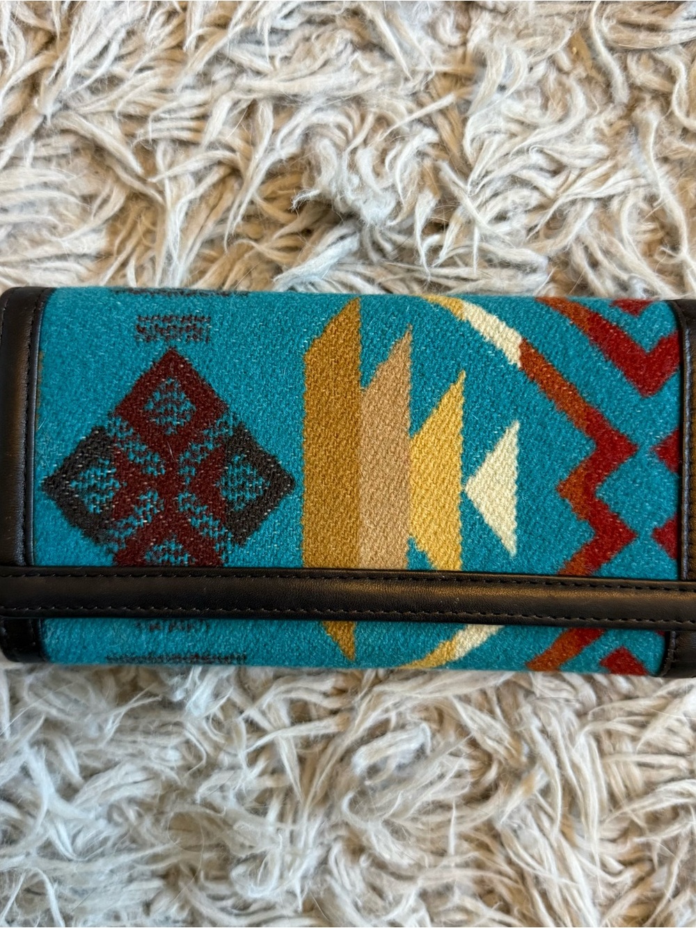 Pendleton Vintage Turquoise Aztec-Patterned Wallet with Brown Trim